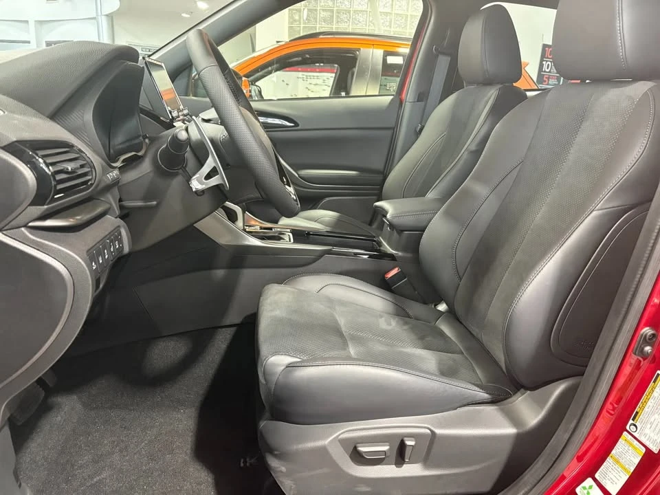 2026 Mitsubishi Eclipse Cross - Image 13 of 18