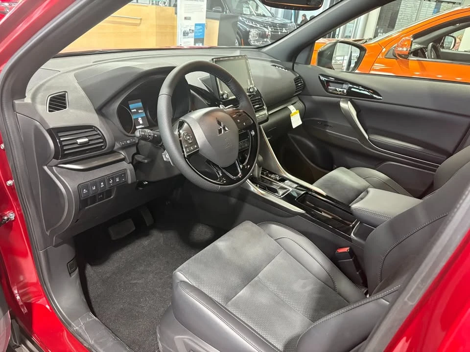 2026 Mitsubishi Eclipse Cross - Image 12 of 18