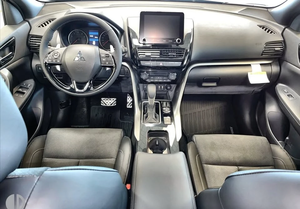 2026 Mitsubishi Eclipse Cross - Image 2 of 13