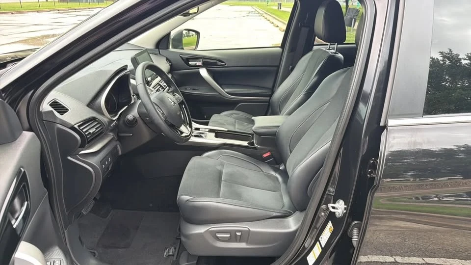 2026 Mitsubishi Eclipse Cross - Image 10 of 20