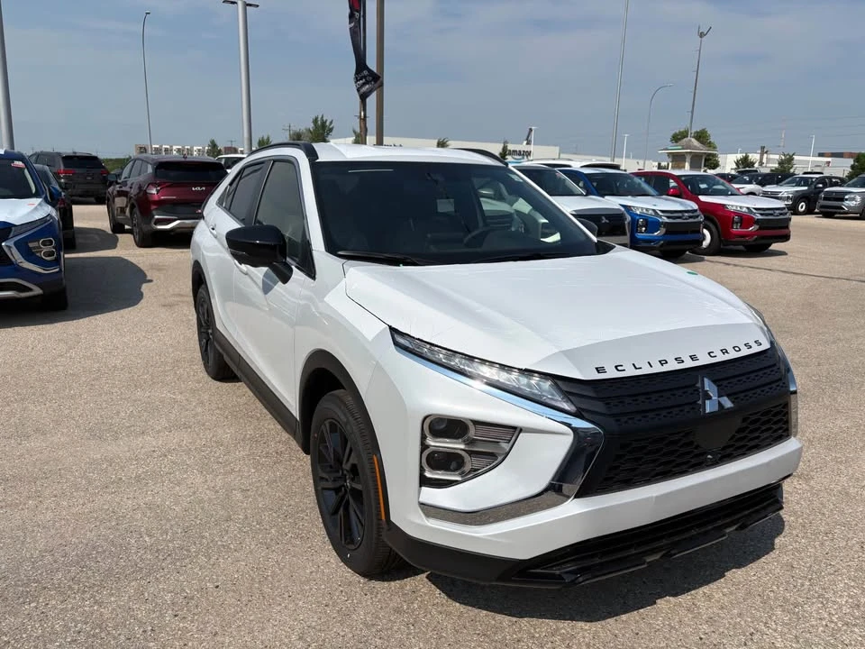 2026 Mitsubishi Eclipse Cross - Image 3 of 10
