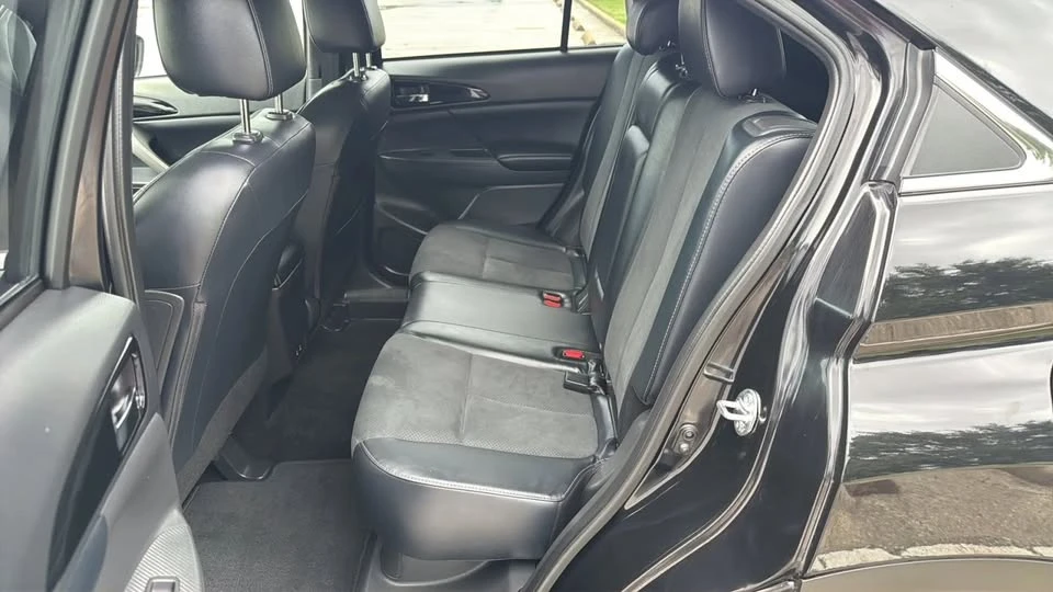 2026 Mitsubishi Eclipse Cross - Image 13 of 20