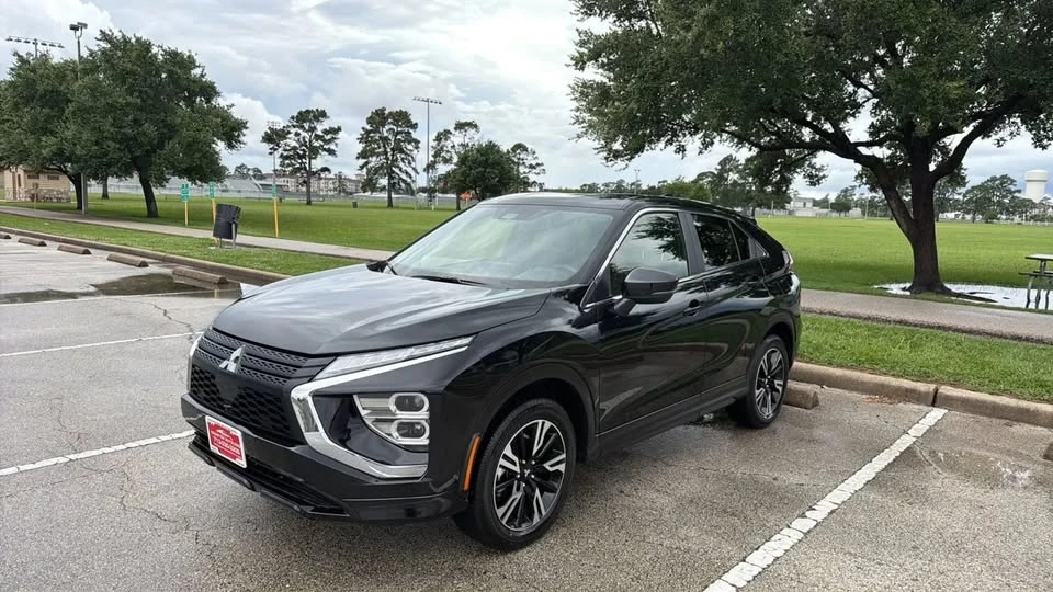 2026 Mitsubishi Eclipse Cross - Image 9 of 20