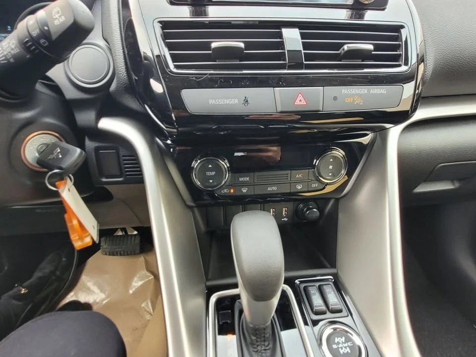 2026 Mitsubishi Eclipse Cross - Image 12 of 13