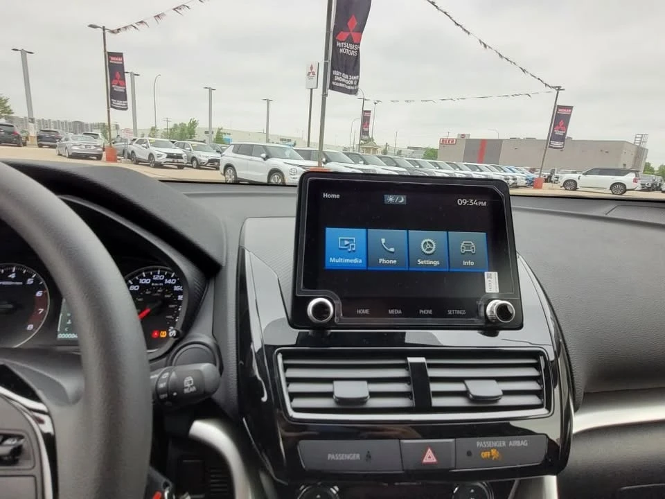 2026 Mitsubishi Eclipse Cross - Image 11 of 13
