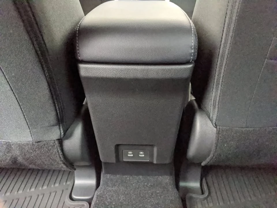 2026 Mitsubishi Eclipse Cross - Image 18 of 20