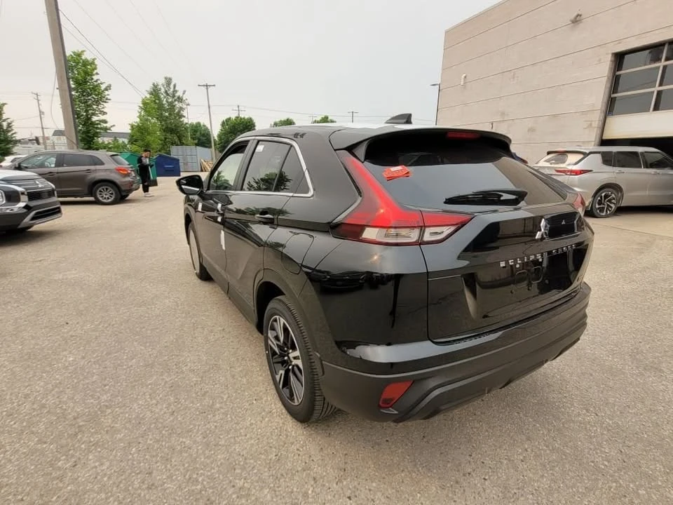 2026 Mitsubishi Eclipse Cross - Image 7 of 13