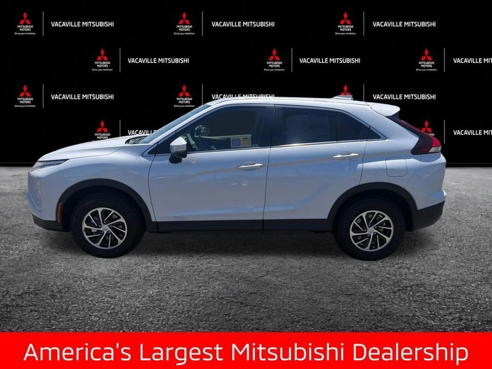 2026 Mitsubishi Eclipse Cross - Image 2 of 10