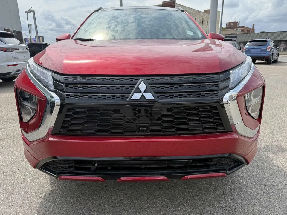 2026 Mitsubishi Eclipse Cross - Image 2 of 14