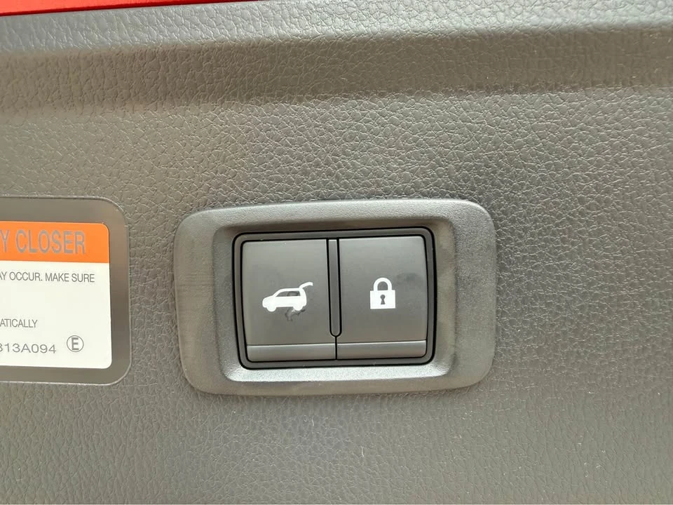 2026 Mitsubishi Eclipse Cross - Image 8 of 14