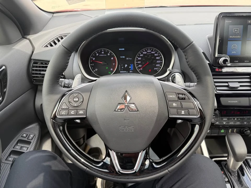 2026 Mitsubishi Eclipse Cross - Image 11 of 14