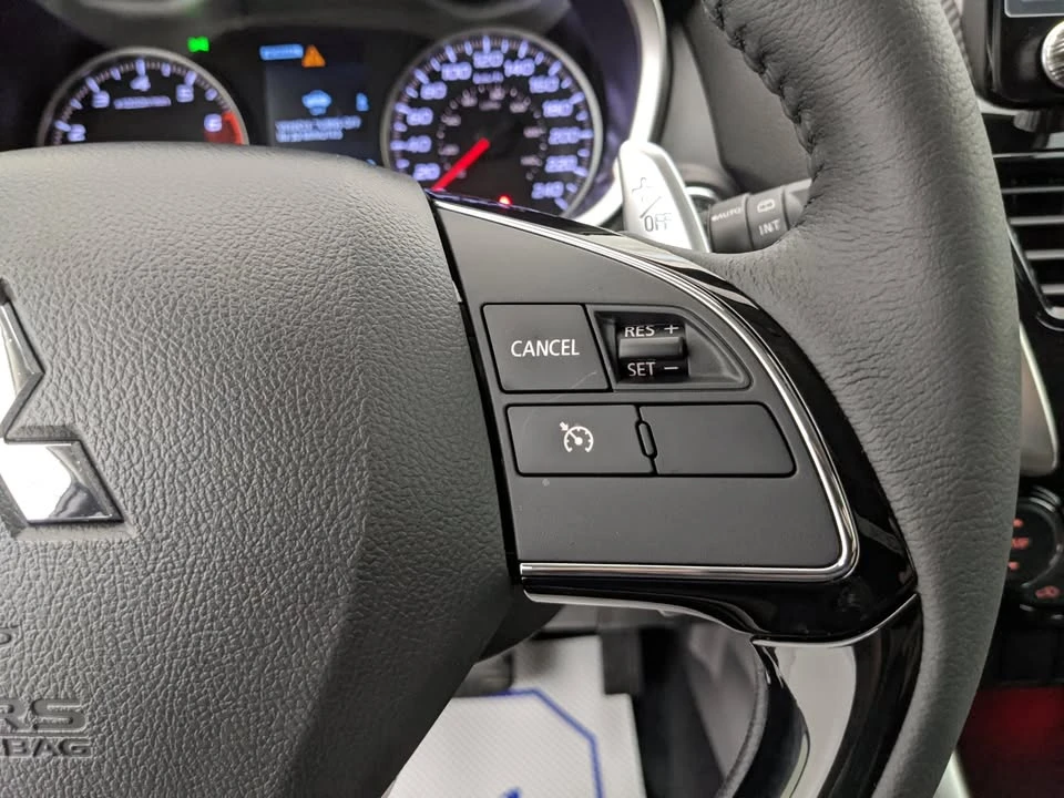 2026 Mitsubishi Eclipse Cross - Image 5 of 20