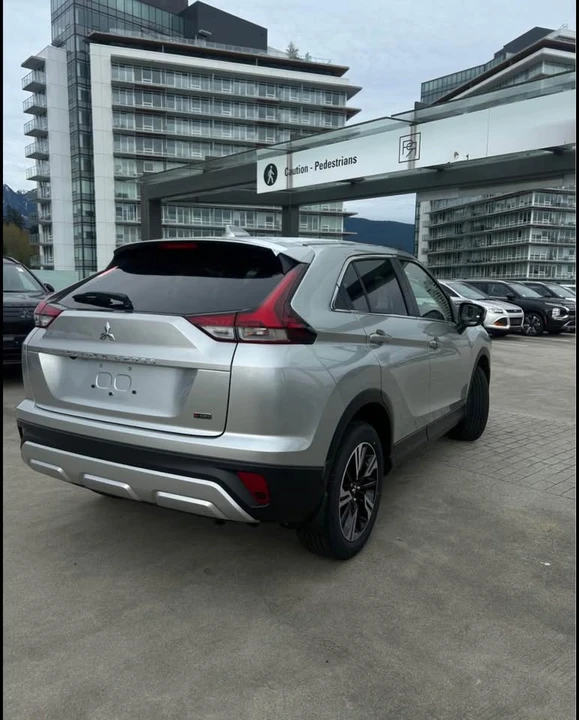 2026 Mitsubishi Eclipse Cross - Image 4 of 12