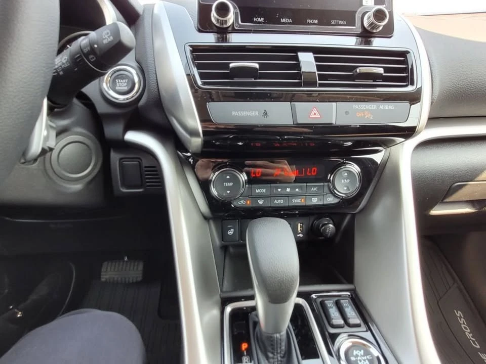2026 Mitsubishi Eclipse Cross - Image 12 of 13