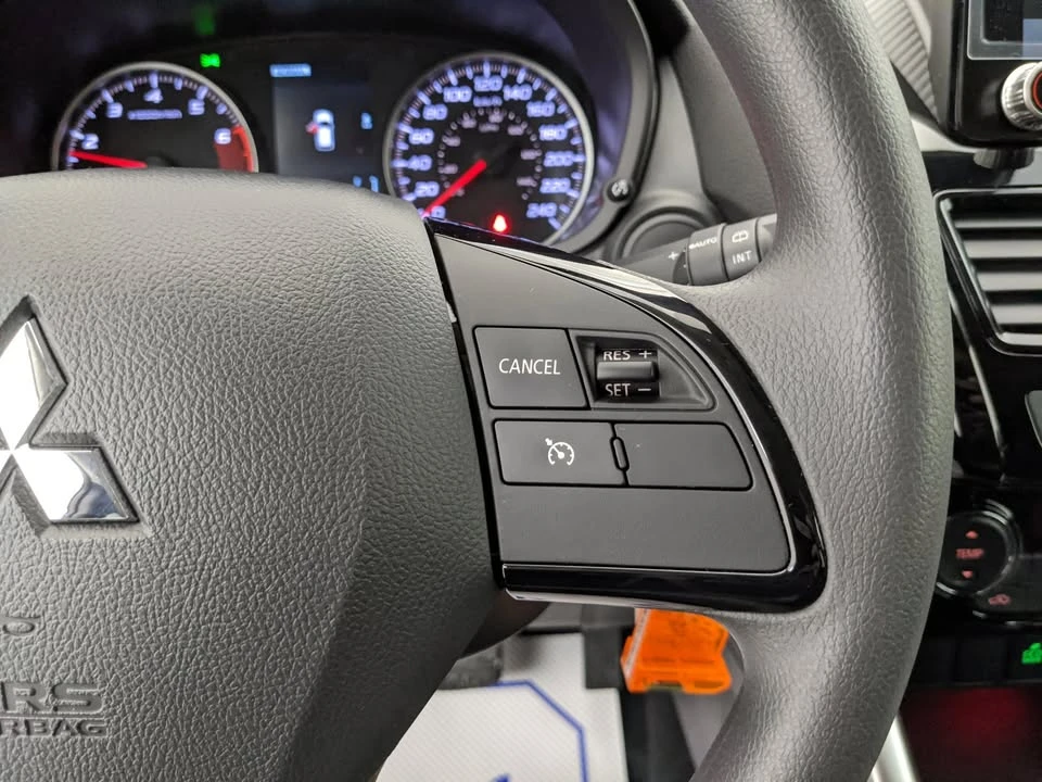 2026 Mitsubishi Eclipse Cross - Image 18 of 20
