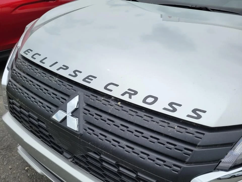 2026 Mitsubishi Eclipse Cross - Image 2 of 4