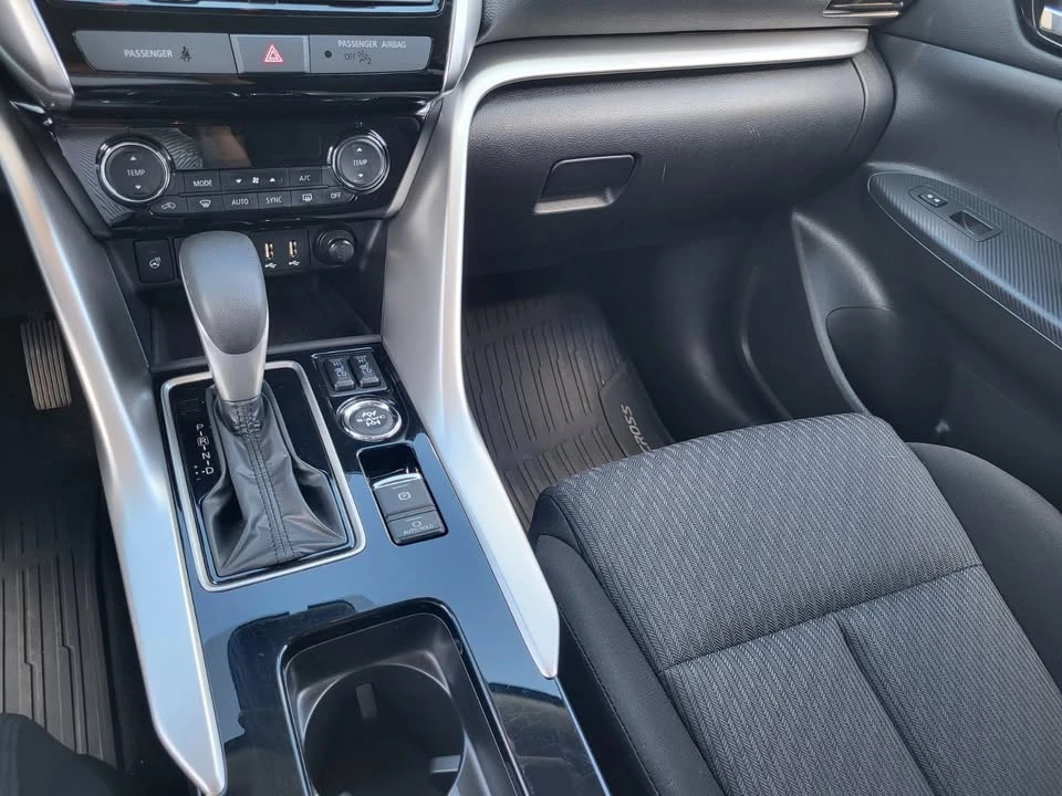 2026 Mitsubishi Eclipse Cross - Image 11 of 18