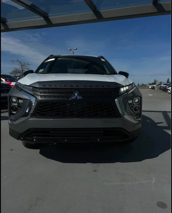 2026 Mitsubishi Eclipse Cross - Image 2 of 13