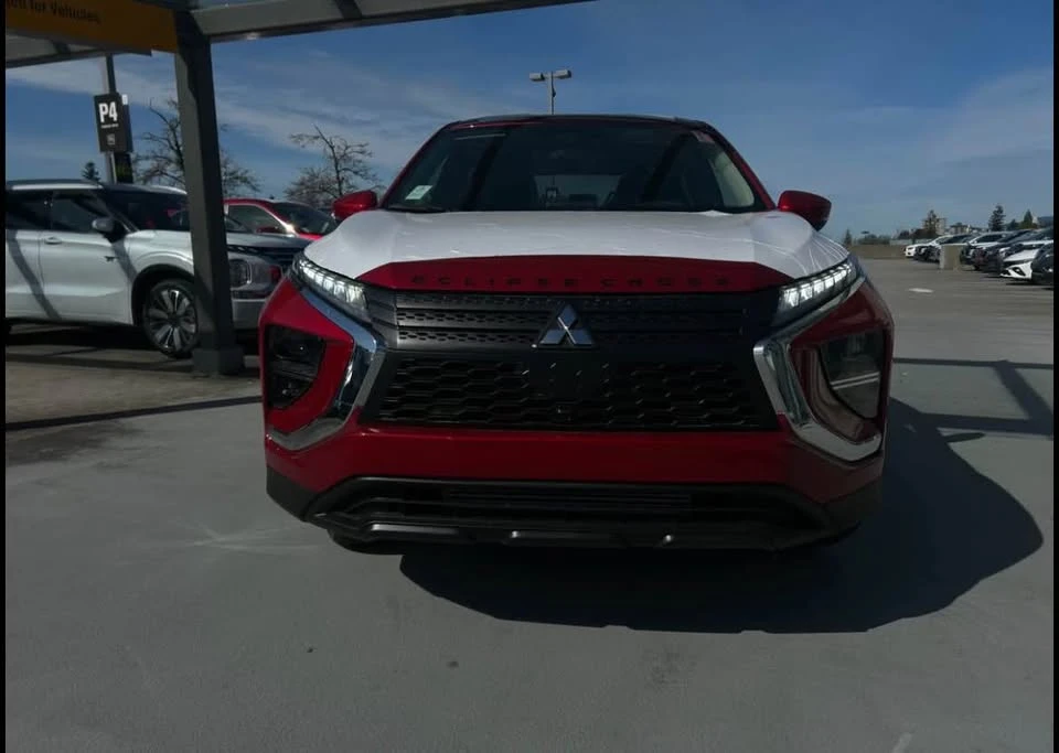 2026 Mitsubishi Eclipse Cross - Image 2 of 13
