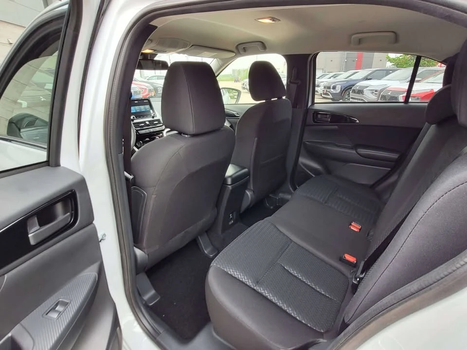 2026 Mitsubishi Eclipse Cross - Image 8 of 13