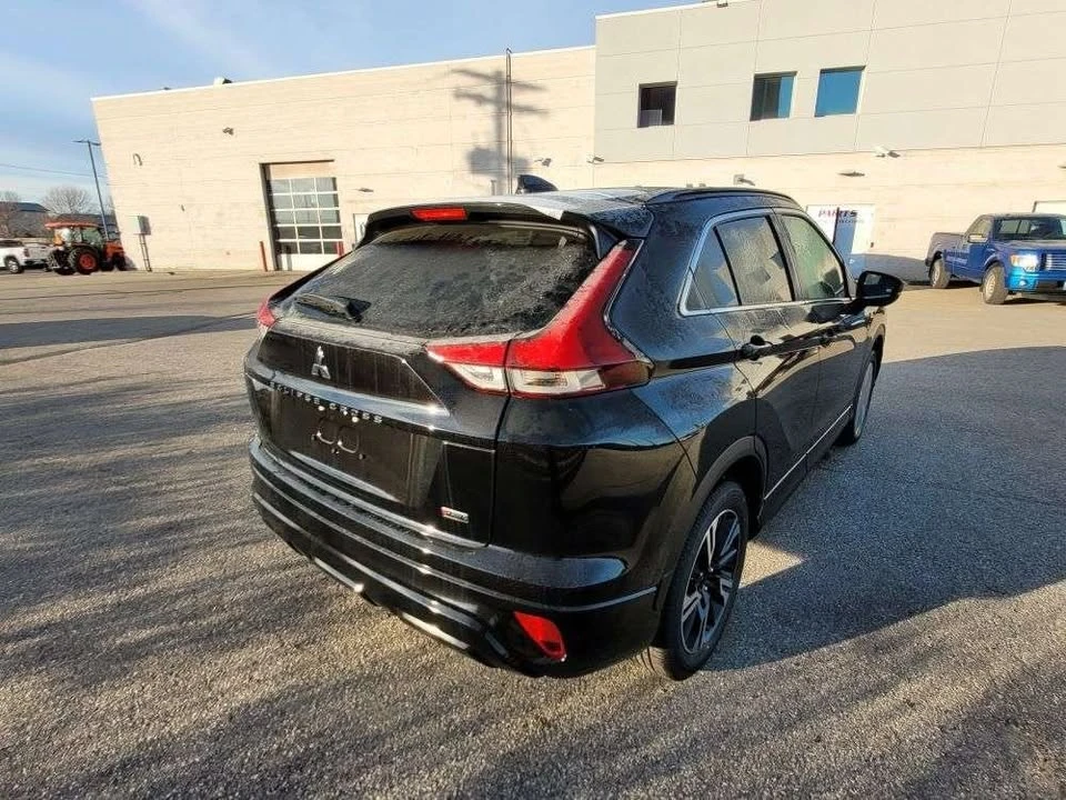 2026 Mitsubishi Eclipse Cross - Image 5 of 13