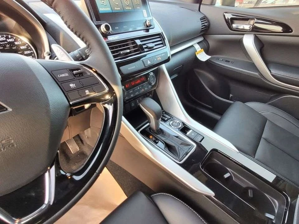 2026 Mitsubishi Eclipse Cross - Image 12 of 13