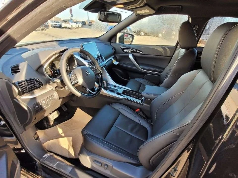 2026 Mitsubishi Eclipse Cross - Image 10 of 13
