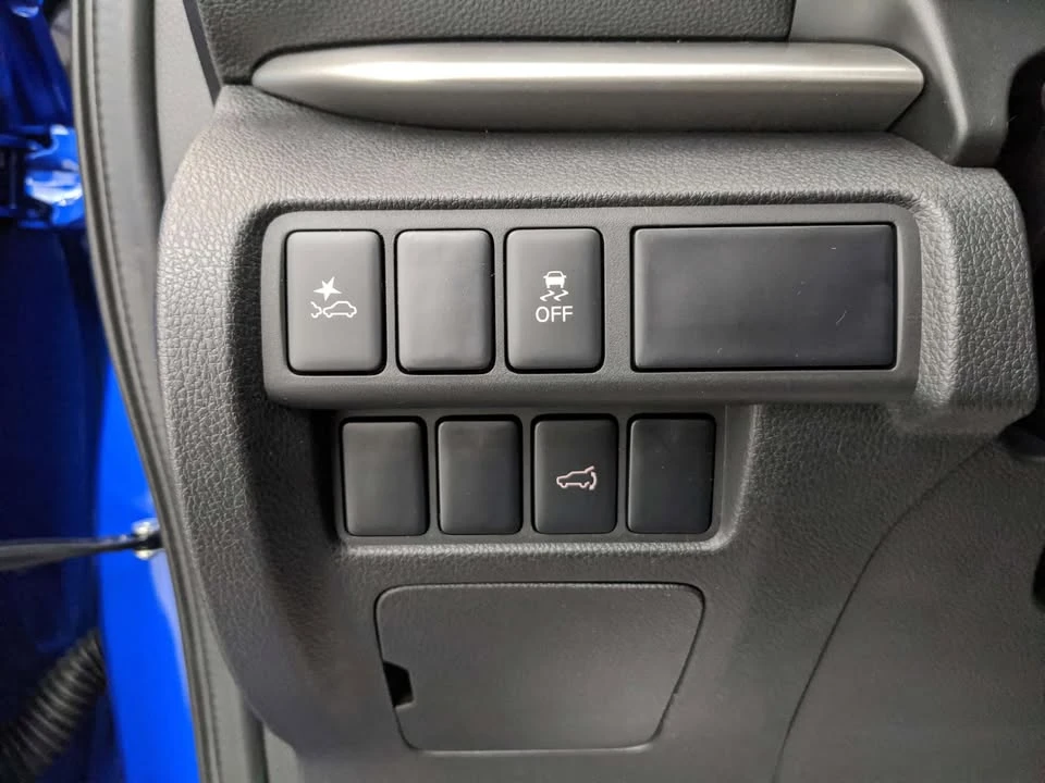 2026 Mitsubishi Eclipse Cross - Image 5 of 20