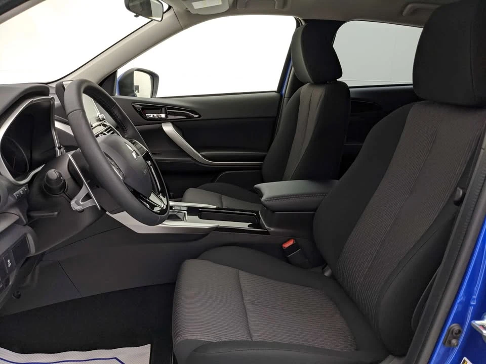 2026 Mitsubishi Eclipse Cross - Image 13 of 20