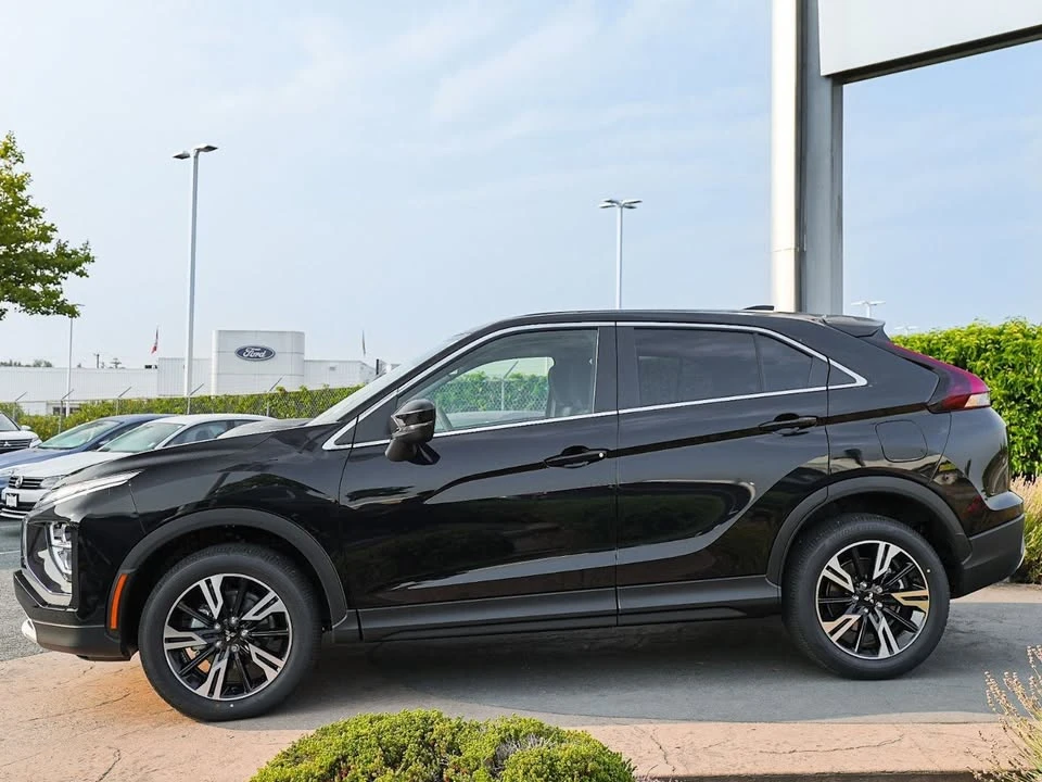 2026 Mitsubishi Eclipse Cross - Image 9 of 20