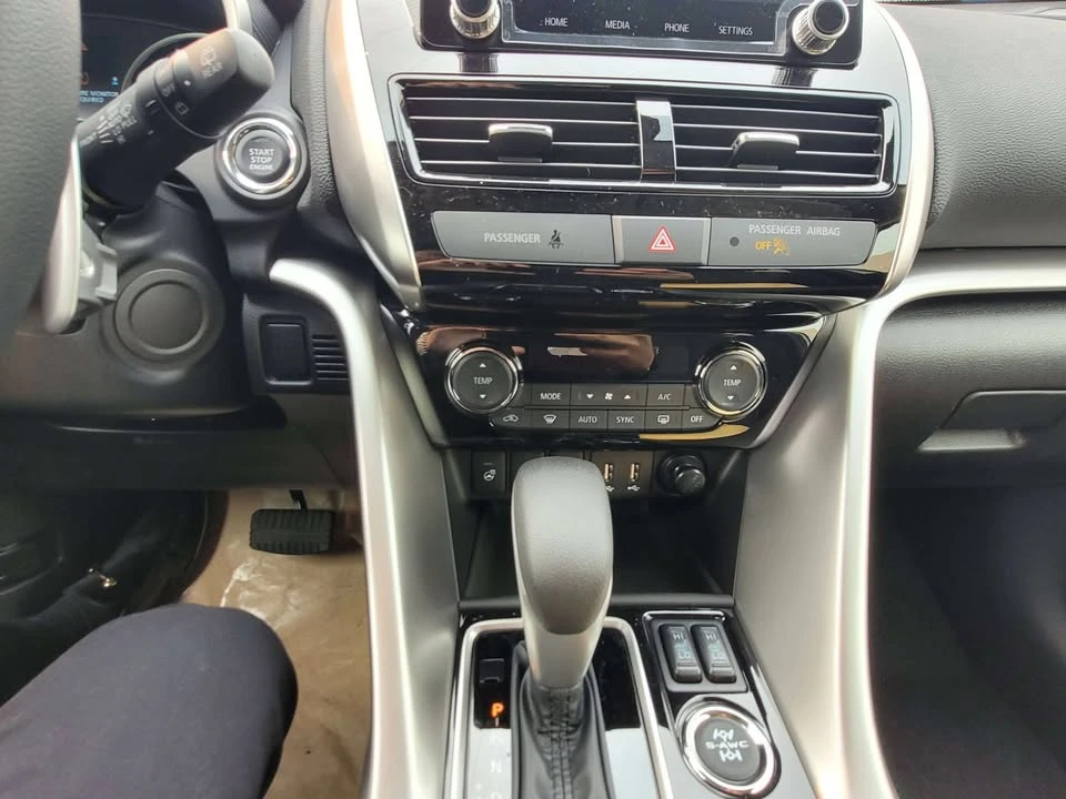 2026 Mitsubishi Eclipse Cross - Image 11 of 12