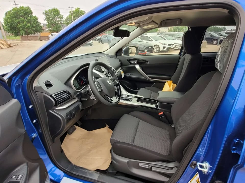 2026 Mitsubishi Eclipse Cross - Image 7 of 11