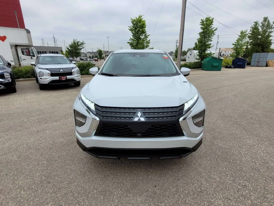 2026 Mitsubishi Eclipse Cross - Image 2 of 13