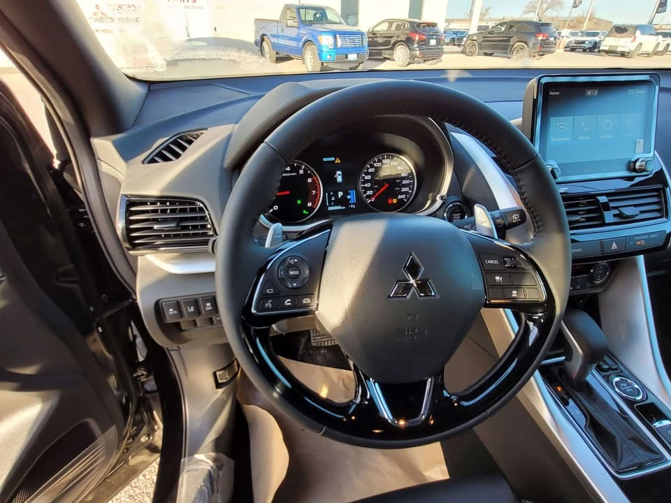 2026 Mitsubishi Eclipse Cross - Image 8 of 11