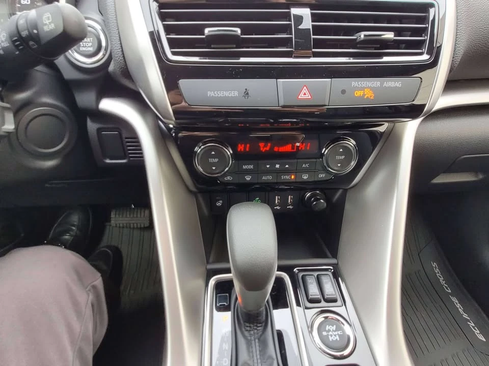 2026 Mitsubishi Eclipse Cross - Image 13 of 15