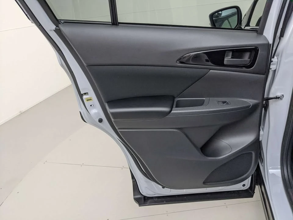 2026 Mitsubishi Eclipse Cross - Image 15 of 20