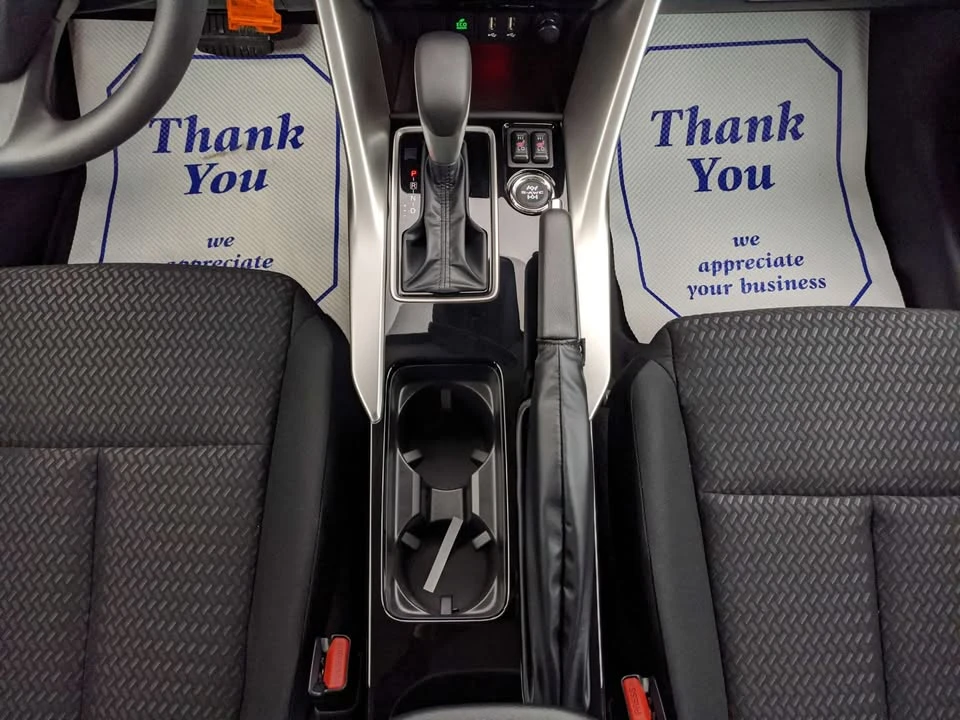 2026 Mitsubishi Eclipse Cross - Image 11 of 20