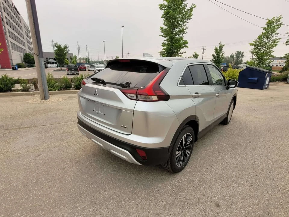 2026 Mitsubishi Eclipse Cross - Image 4 of 12