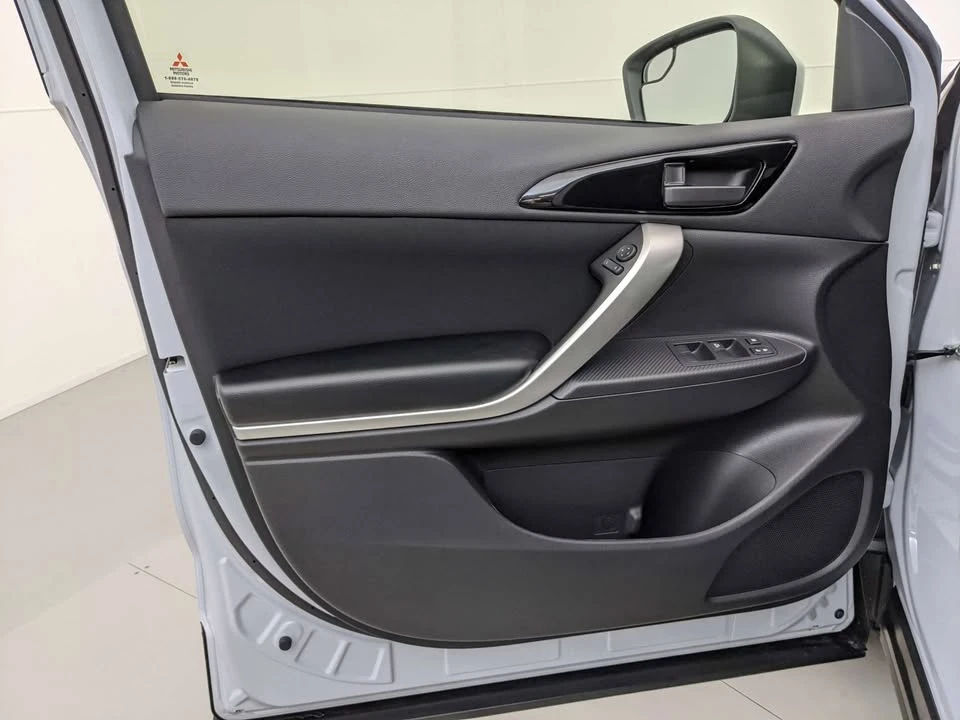 2026 Mitsubishi Eclipse Cross - Image 4 of 20