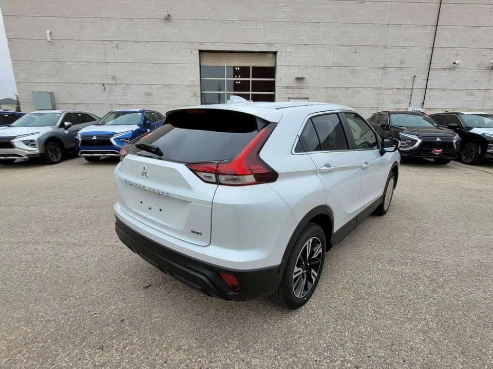 2026 Mitsubishi Eclipse Cross - Image 5 of 13