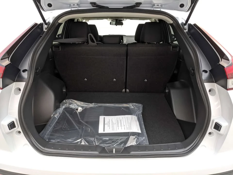 2026 Mitsubishi Eclipse Cross - Image 9 of 20
