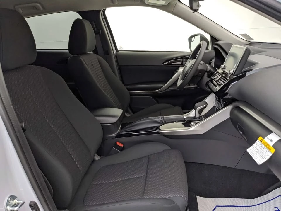 2026 Mitsubishi Eclipse Cross - Image 14 of 20