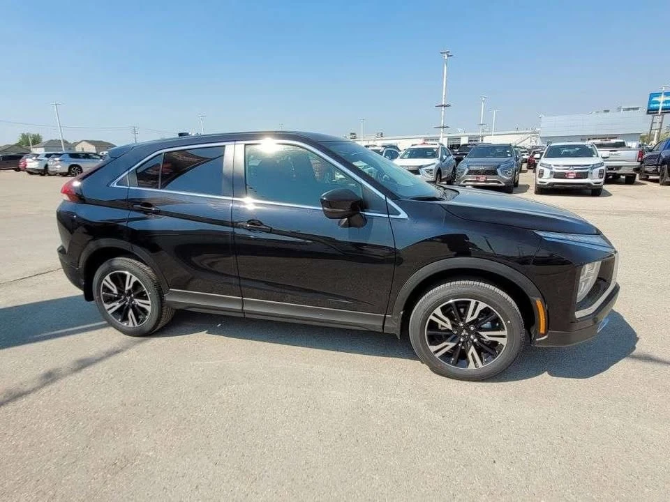 2026 Mitsubishi Eclipse Cross - Image 4 of 13