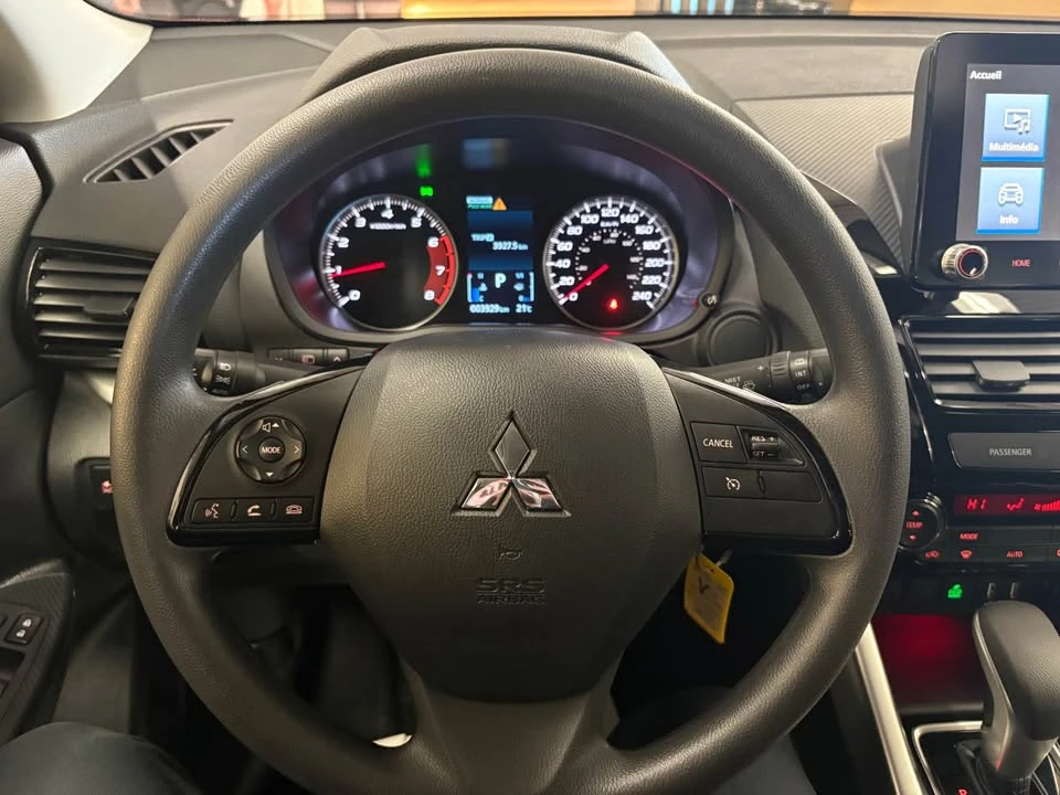 2026 Mitsubishi Eclipse Cross - Image 9 of 12