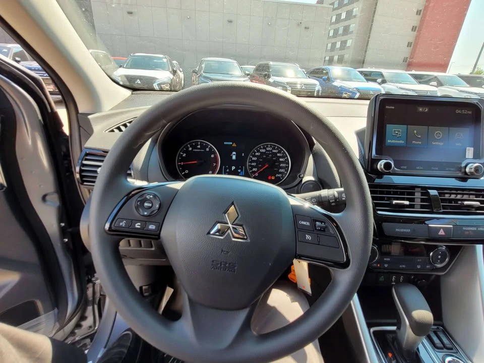 2026 Mitsubishi Eclipse Cross - Image 10 of 13
