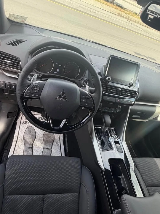 2026 Mitsubishi Eclipse Cross - Image 3 of 6