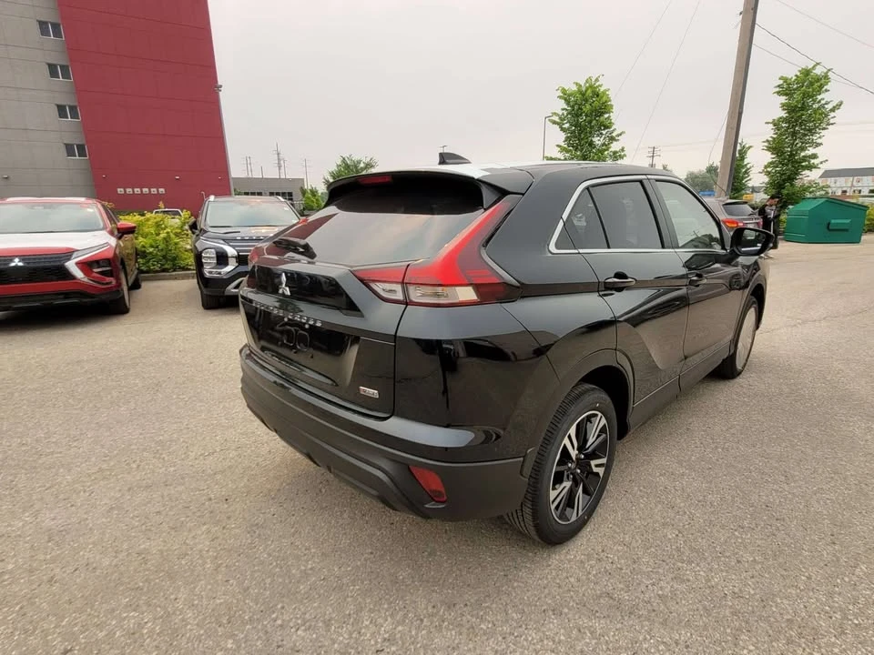 2026 Mitsubishi Eclipse Cross - Image 5 of 13
