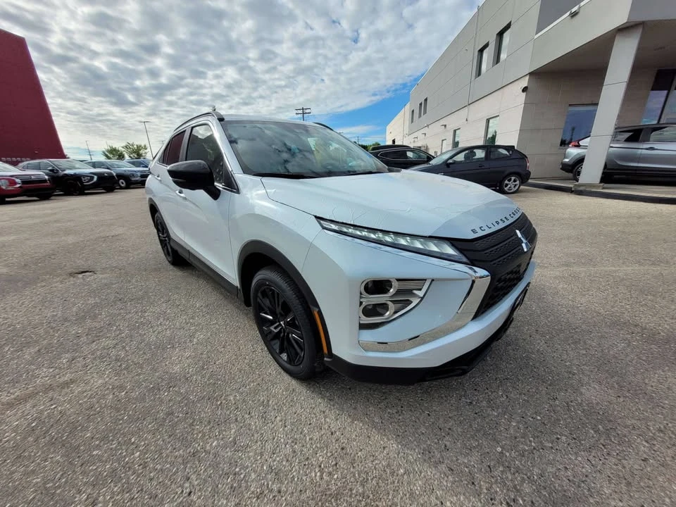 2026 Mitsubishi Eclipse Cross - Image 3 of 16