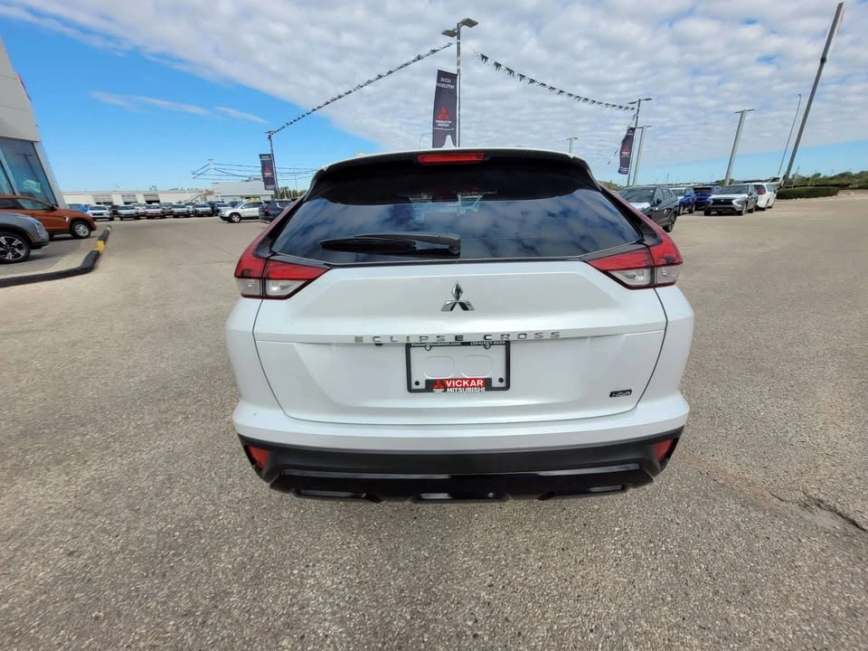 2026 Mitsubishi Eclipse Cross - Image 6 of 16