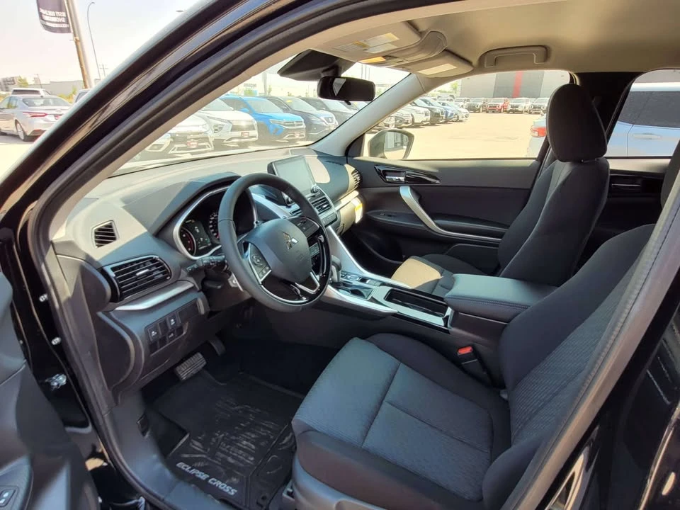 2026 Mitsubishi Eclipse Cross - Image 9 of 12